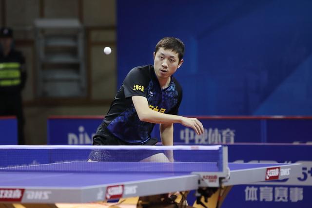 都密切关注 都密切关注