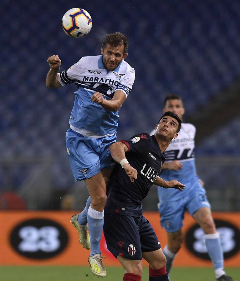 触球和传接 触球和传接