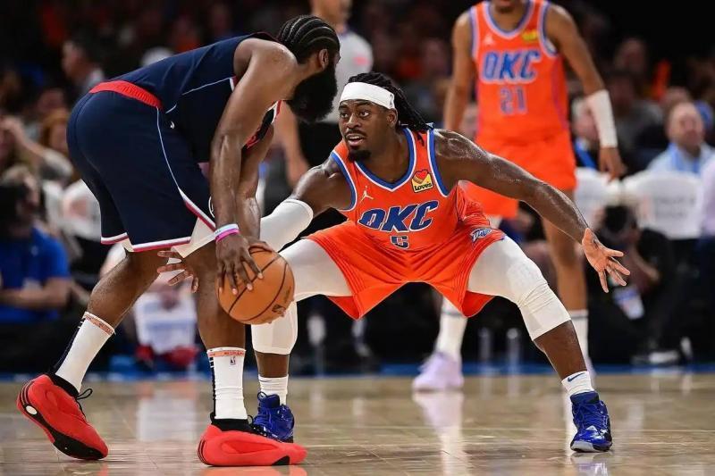 持高位逼抢 持高位逼抢