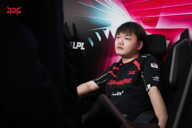 阿莫林下课 阿莫林下课